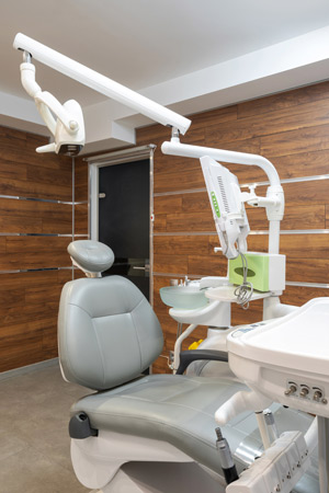 dentist chair and equipment